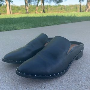 Universal Thread black studded mules
